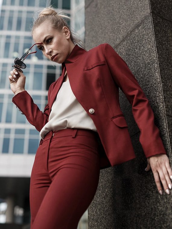 Женский брючный костюм "BURGUNDY"